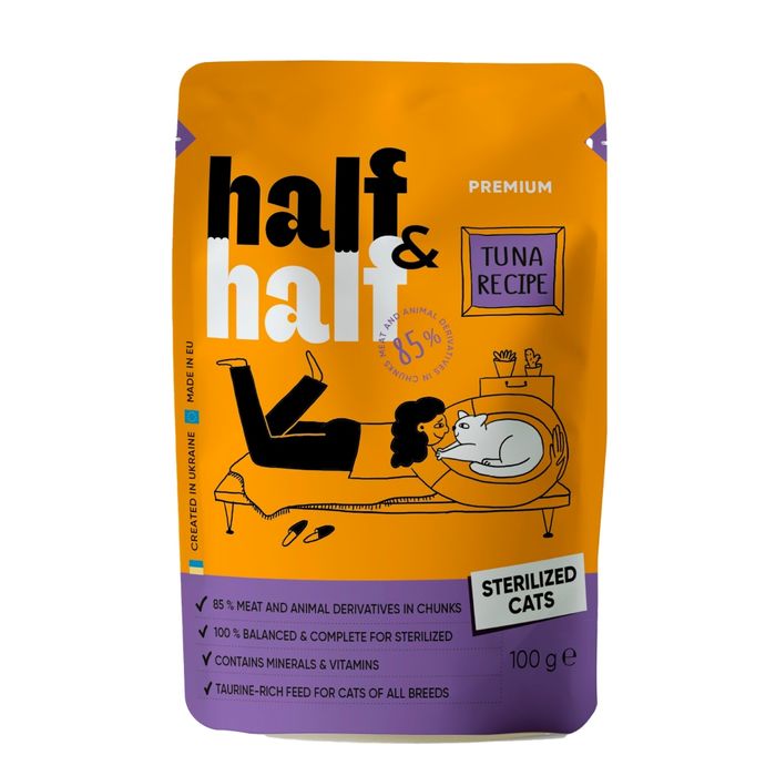 Вологий корм для котів Half&Half Sterilized pouch 100 г - тунець - masterzoo.ua