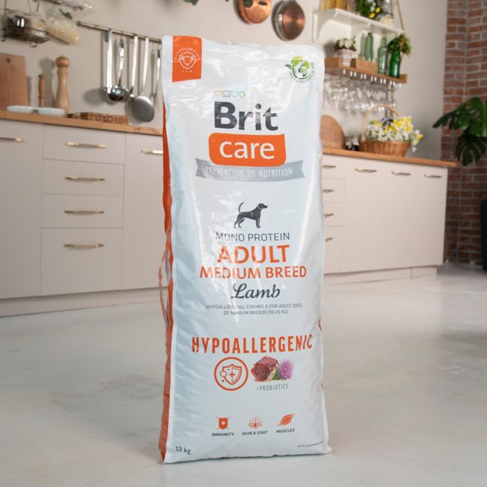 Сухий корм для собак Brit Care Dog Hypoallergenic Adult Medium Breed 12 кг - ягня - masterzoo.ua