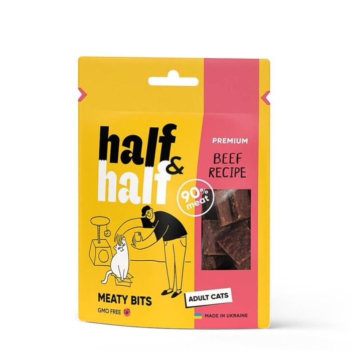 Ласощі для котів Half&Half Meaty Bits Adult 50 г - яловичина - masterzoo.ua